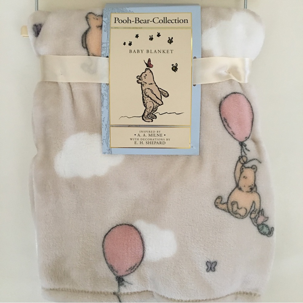 NEW Baby Blanket Lightweight Winnie the Pooh Baby Gift | Pooh Bear Collection